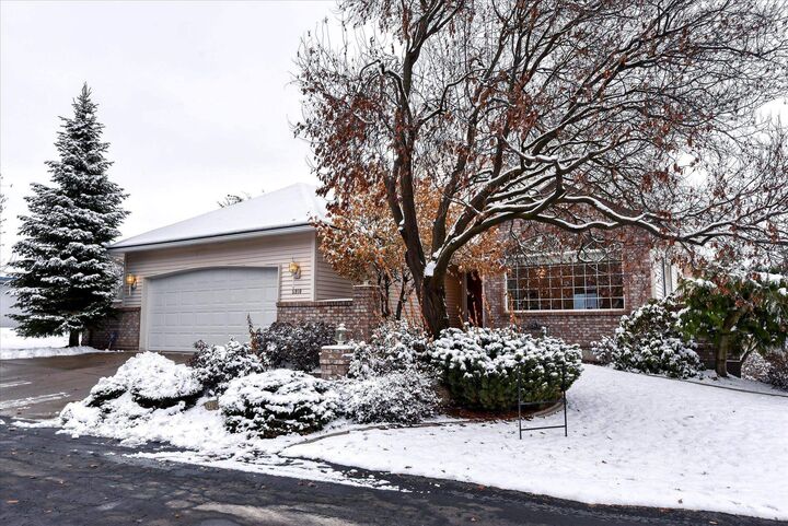 5910 N Summit Ln  Spokane WA 99212-1696 photo