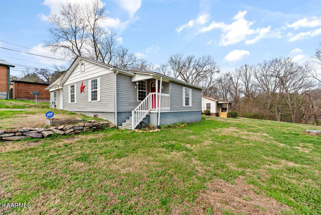 Property Photo:  340 Ammons Rd  TN 37853 