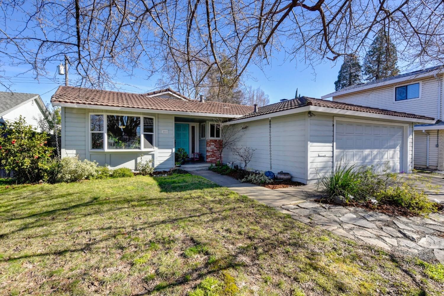 Property Photo:  2815 Martel Court  CA 95826 