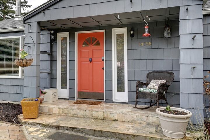 Property Photo:  14756 26th Avenue NE  WA 98155 