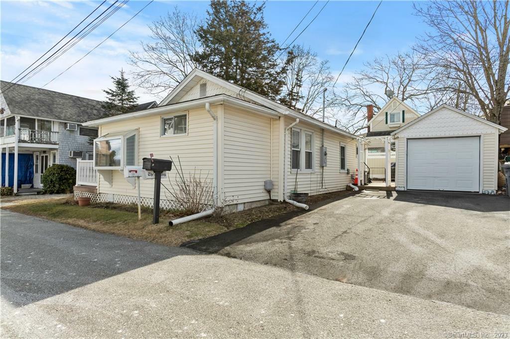 Property Photo:  6 Center Street  CT 06357 