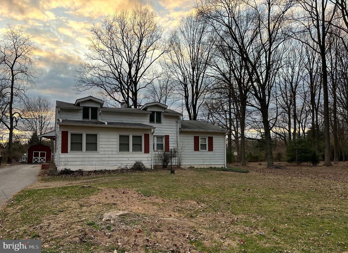 Property Photo:  1185 Glenside Road  PA 19335 