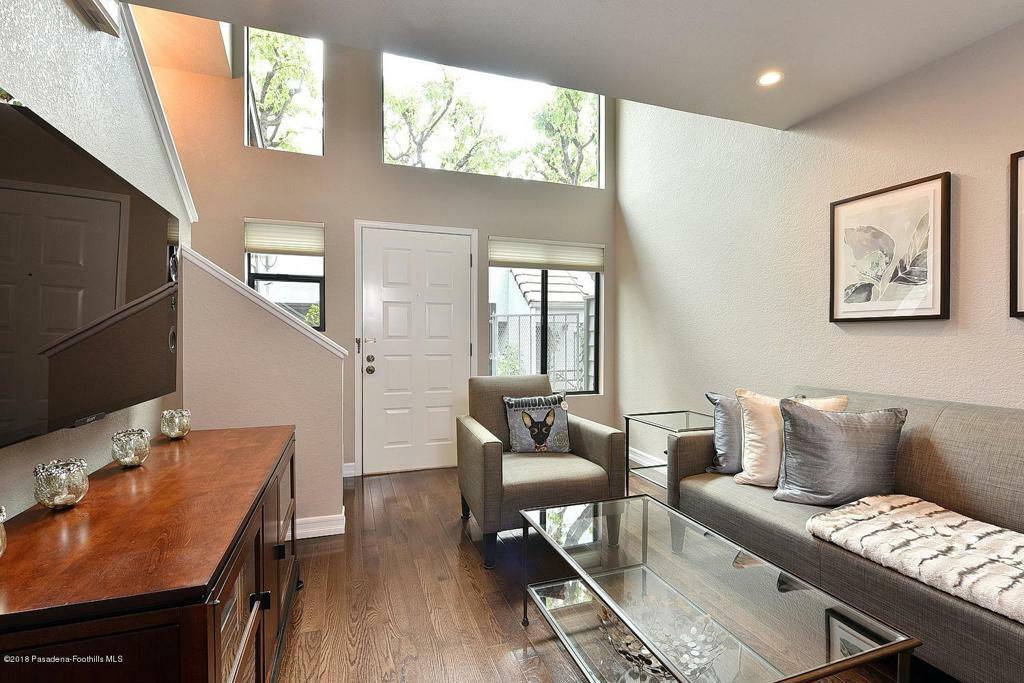 Property Photo: 279 E Glenarm Street 10 CA 91106