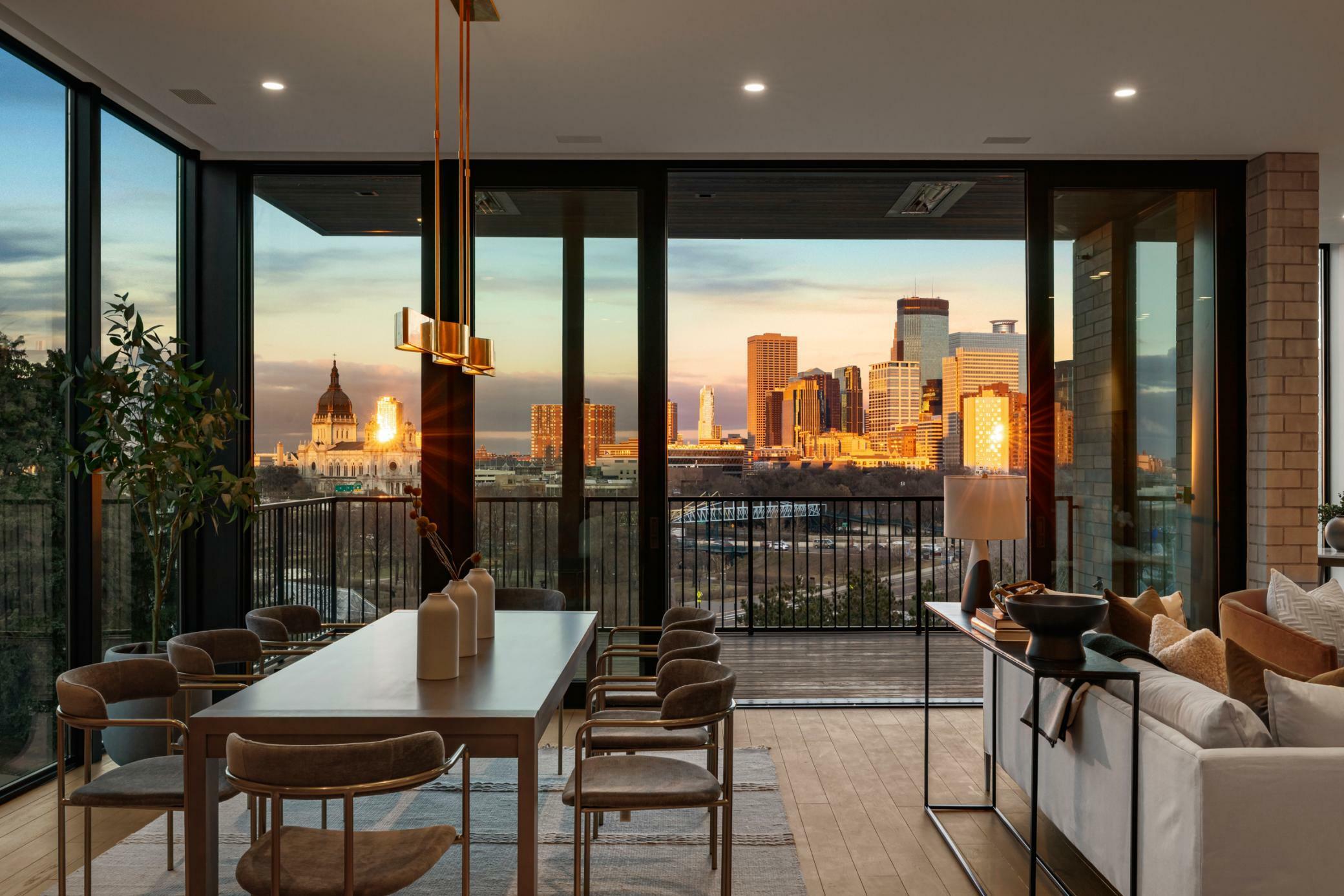 Property Photo: 35 Groveland Terrace 202 MN 55403