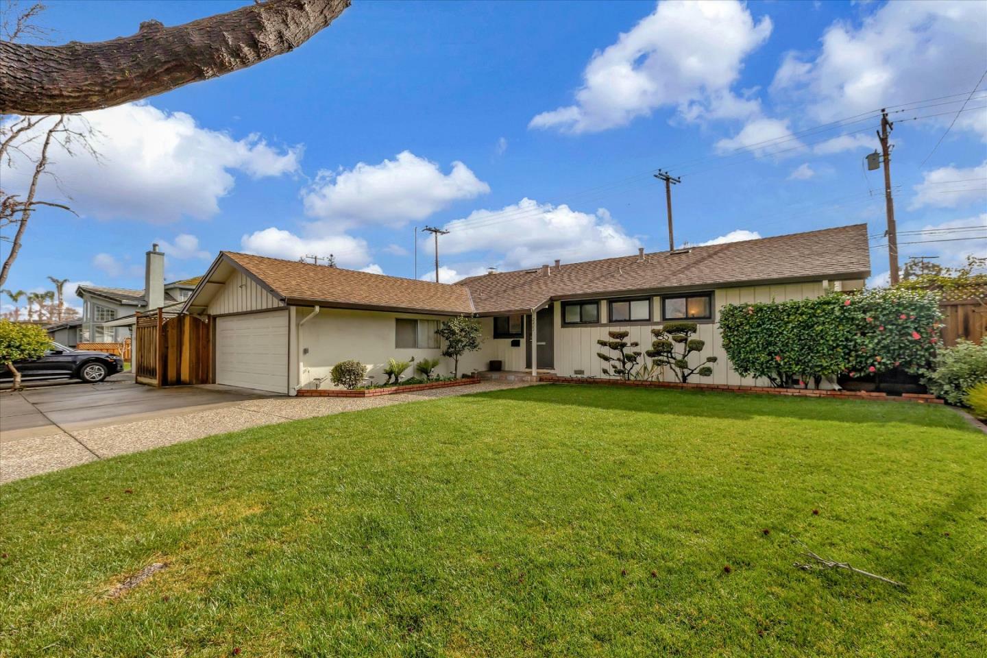 Property Photo:  2464 Glendenning  CA 95050 