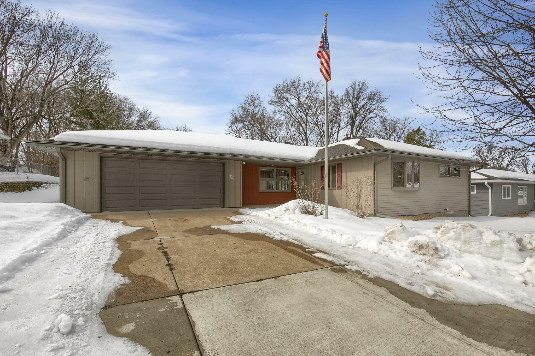 Property Photo:  432 9th Street N  MN 55003 