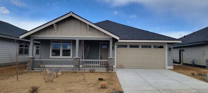 2531 NW Redwood Circle  Redmond OR 97756 photo