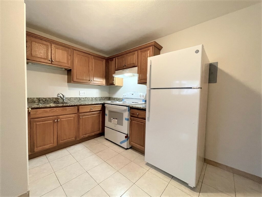 Property Photo:  580 Salem Street 1  MA 01880 