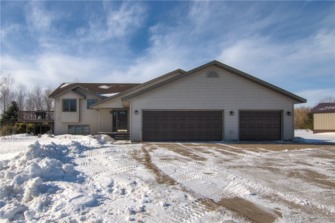 Property Photo: E8676 595th Avenue WI 54739