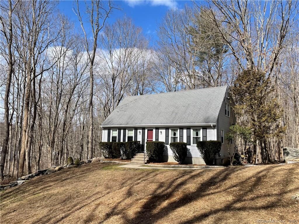 Property Photo: 259 Warsaw Street CT 06417