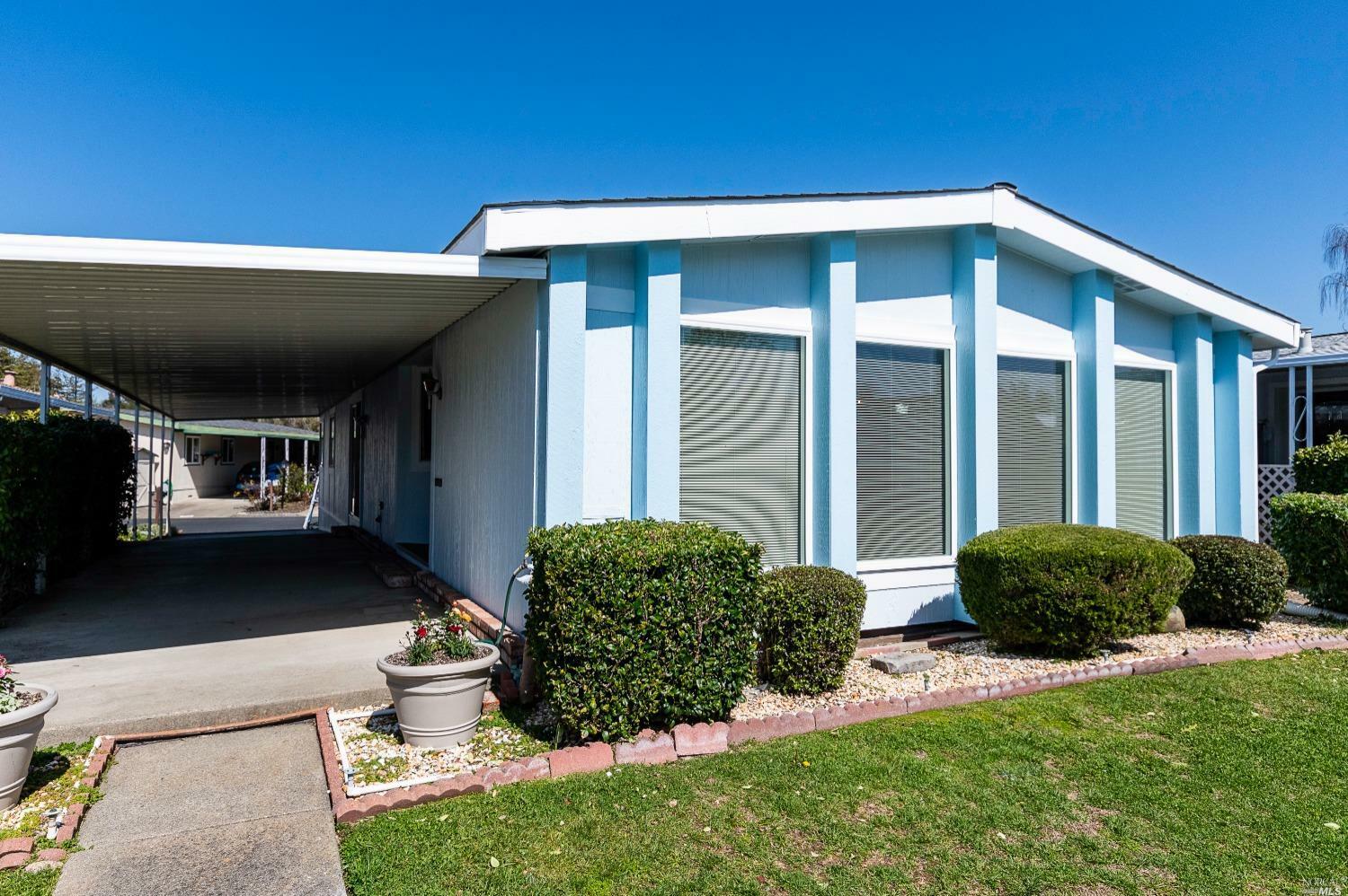 Property Photo:  206 Circulo Nuevo  CA 94928 