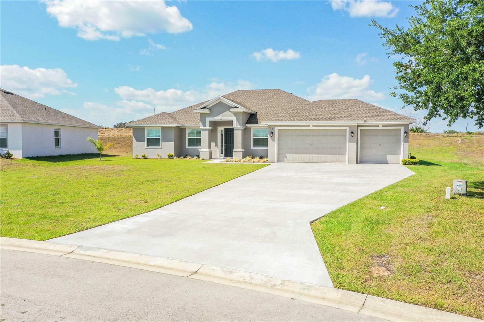 Property Photo: 533 Central Ridge Lane FL 33843