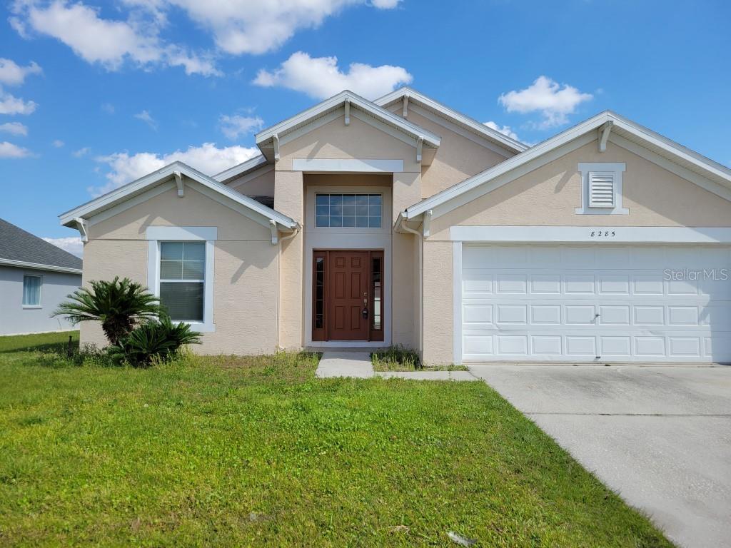 Property Photo: 8285 Peak Avenue FL 33810
