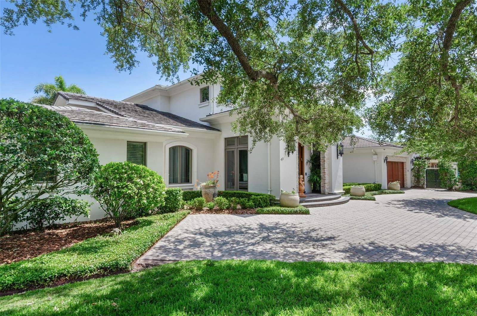 Property Photo: 3402 S Almeria Avenue FL 33629