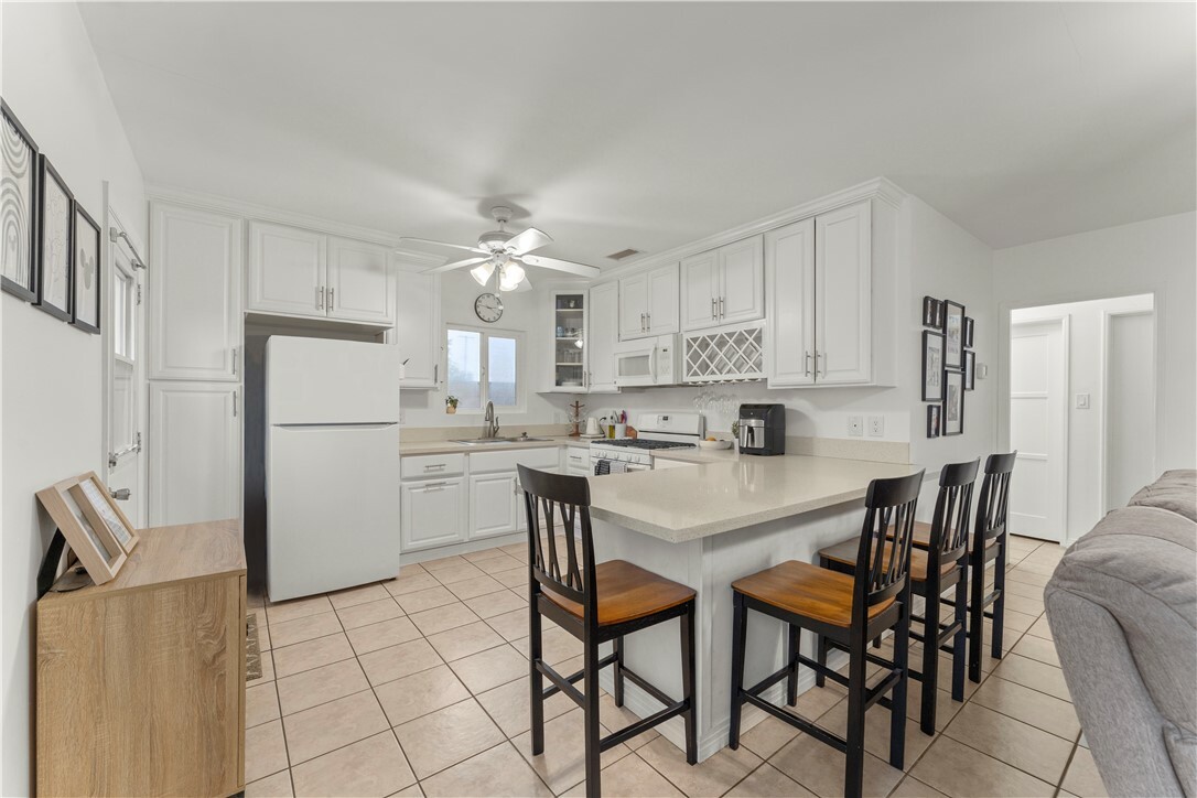 Property Photo: 12179 Allard Street CA 90650