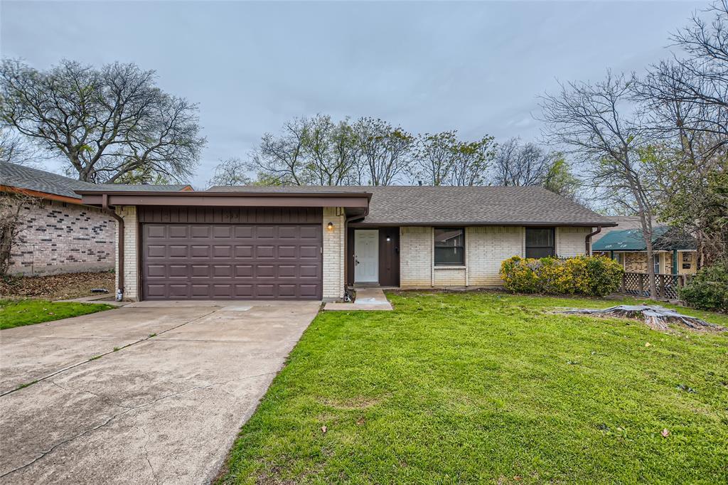 Property Photo: 333 Clearfield Drive TX 75043