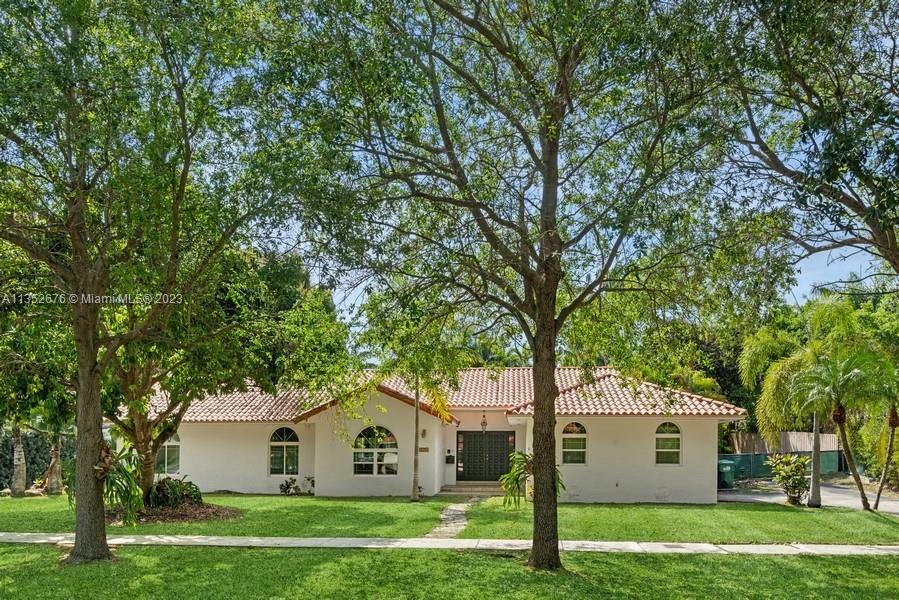 Property Photo:  15350 SW 87th Ave  FL 33157 