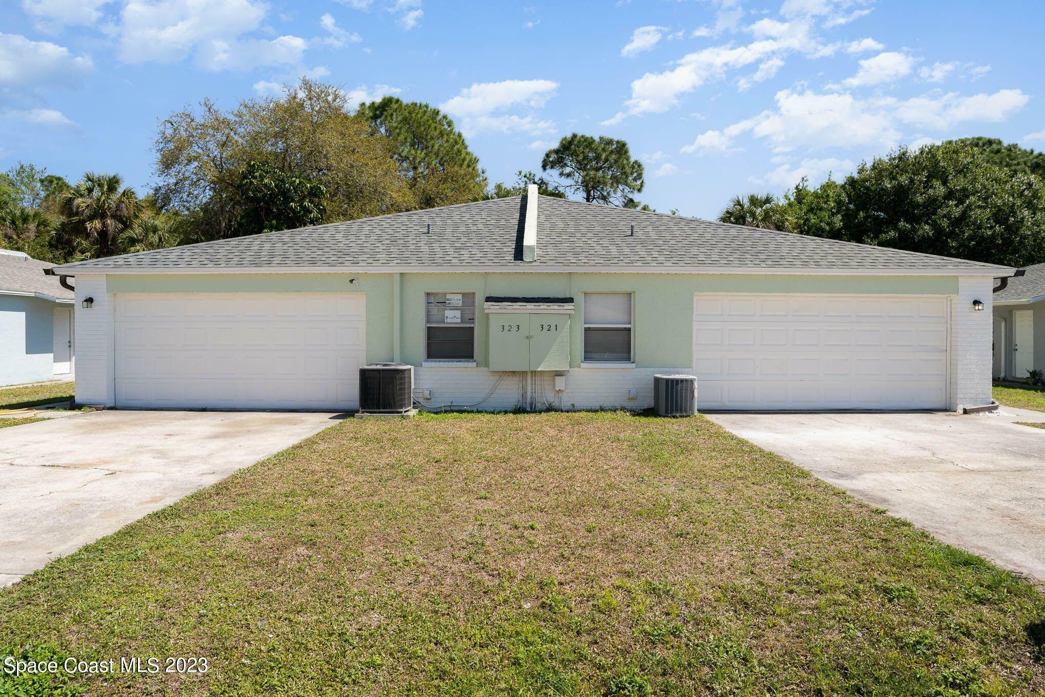 Property Photo:  321 Sun Dial Court  FL 32926 