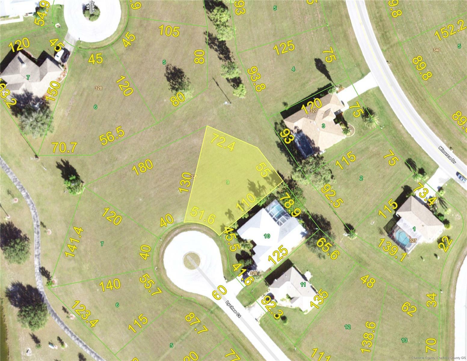 Property Photo: 25308 Lychee Court FL 33955