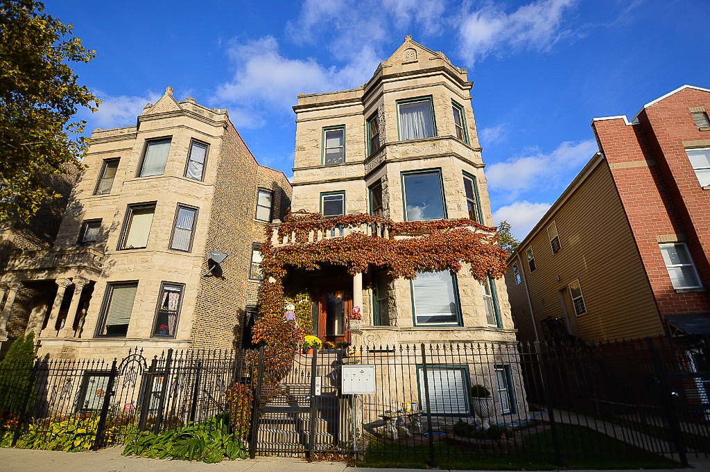 Property Photo:  1425 N Washtenaw Avenue G  IL 60622 