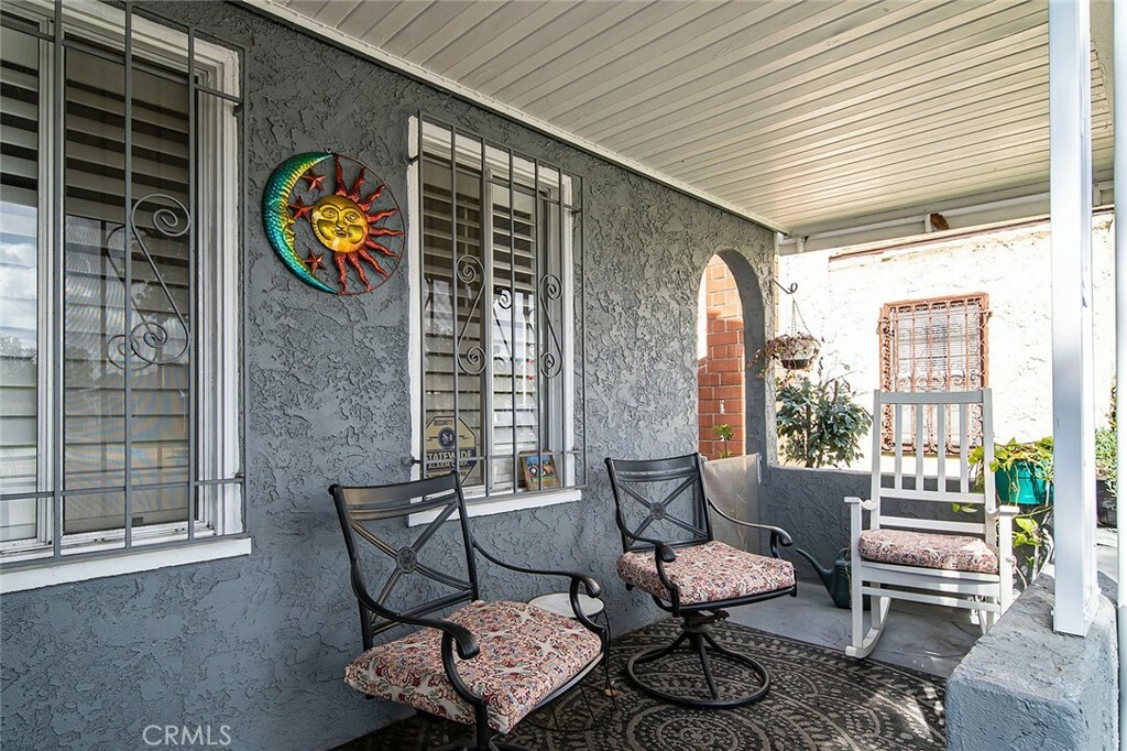 Property Photo: 2627 Magnolia Avenue CA 90806