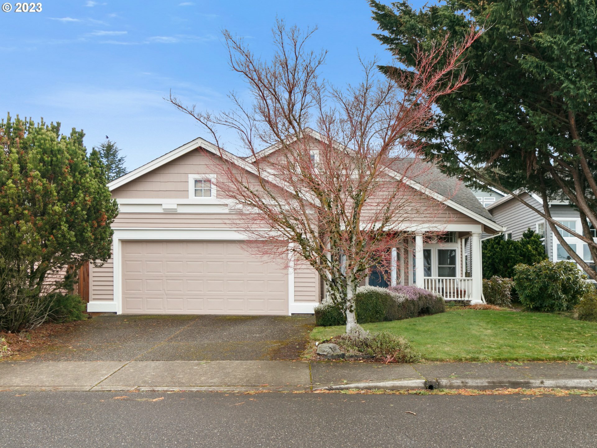 Property Photo: 9082 SE Bristol Park Dr OR 97086