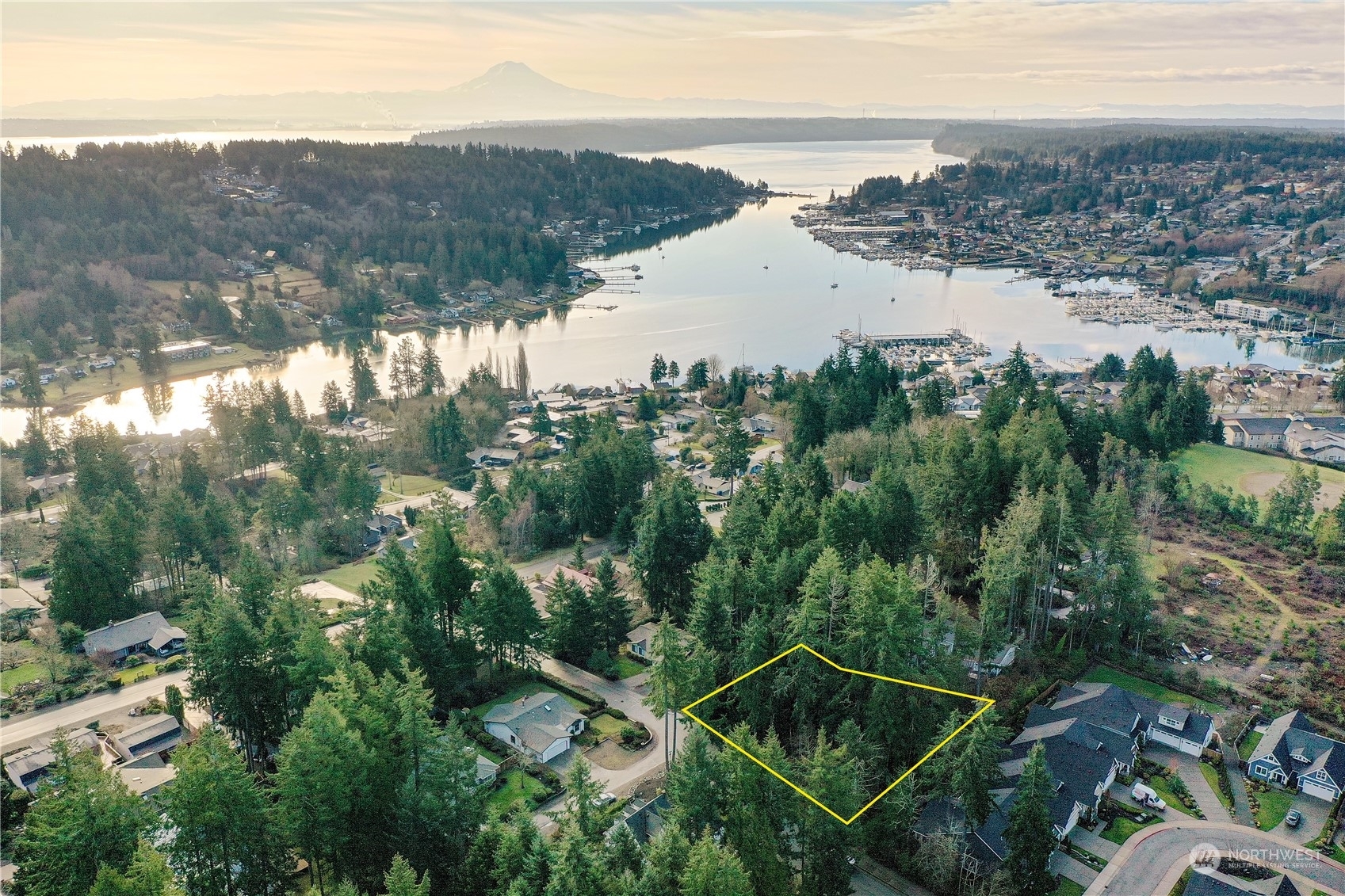 4004 Sutherland Court  Gig Harbor WA 98332 photo