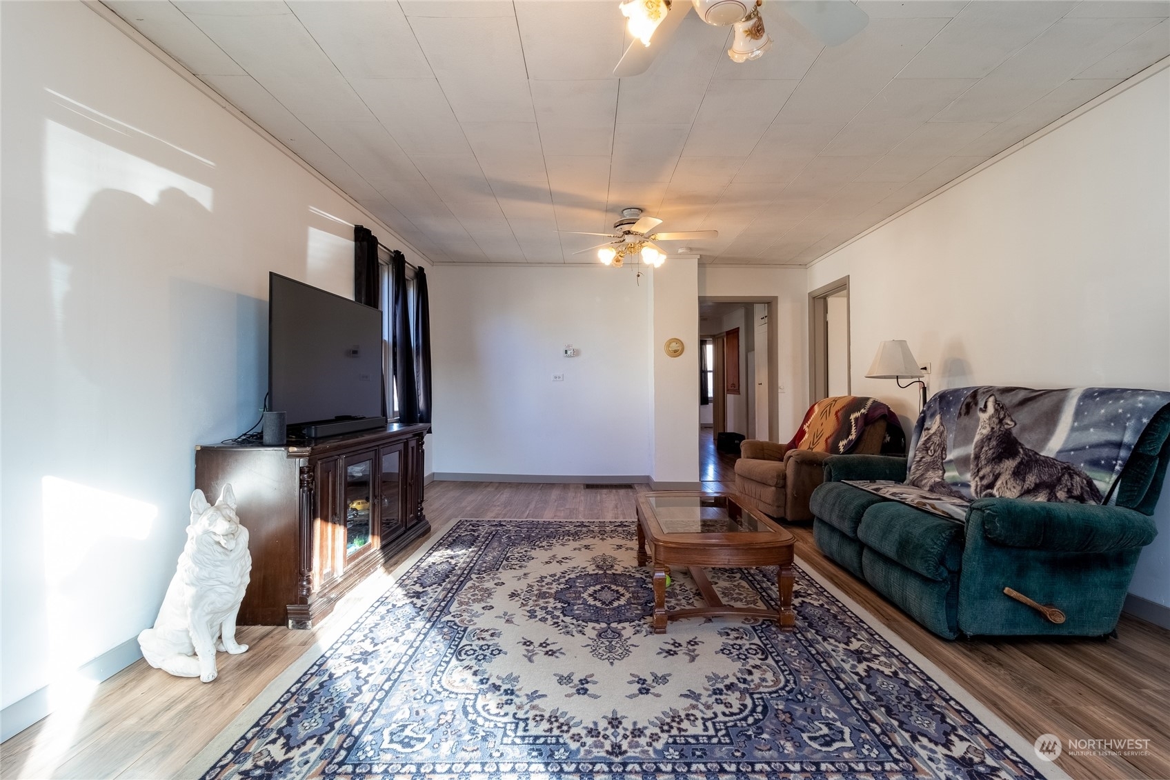 Property Photo: 818 W Birch Street WA 99362