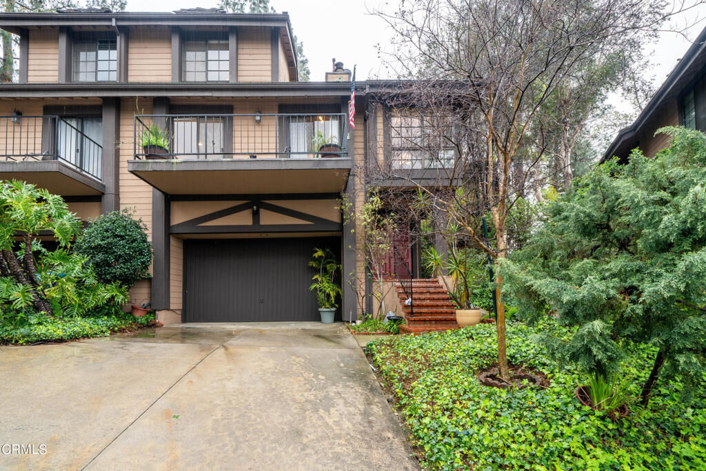 Property Photo:  2306 Rosecrest Drive  CA 91208 