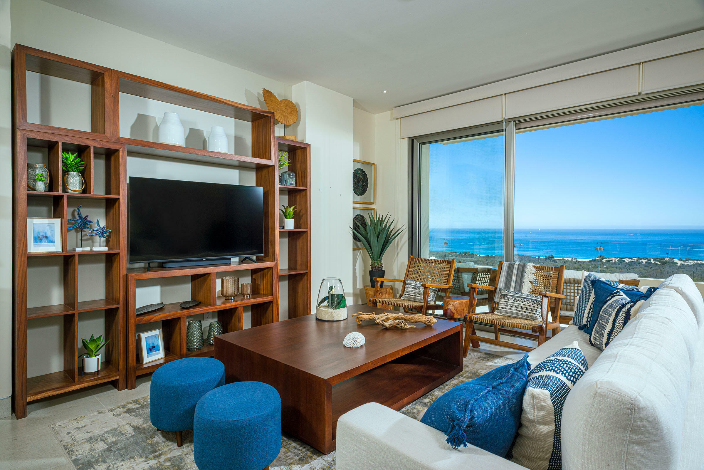 2602  Cabo Corridor BS  photo
