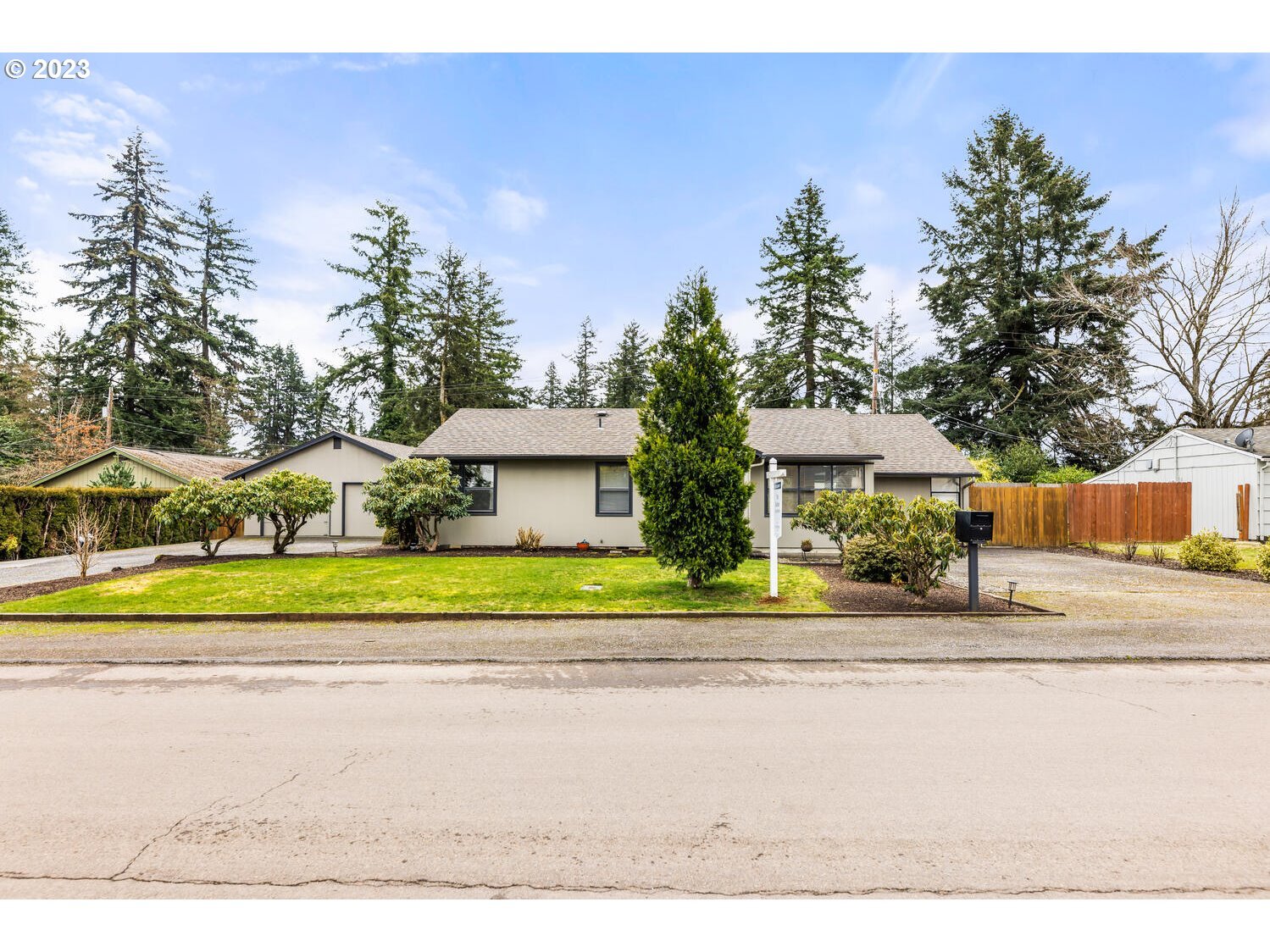 8817 Mt Jefferson Ave  Vancouver WA 98664 photo