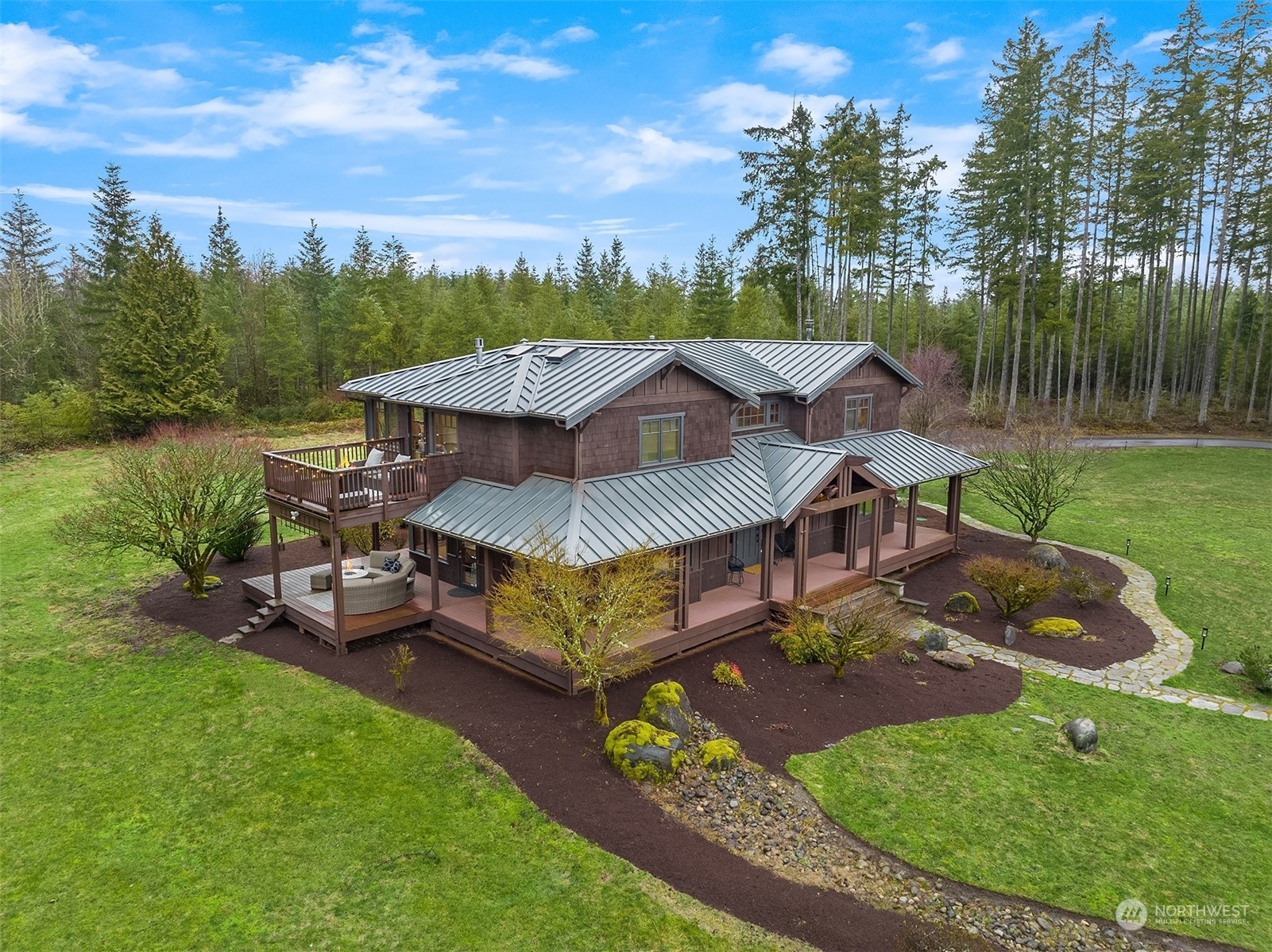 Property Photo:  22825 SE 178th Place  WA 98038 