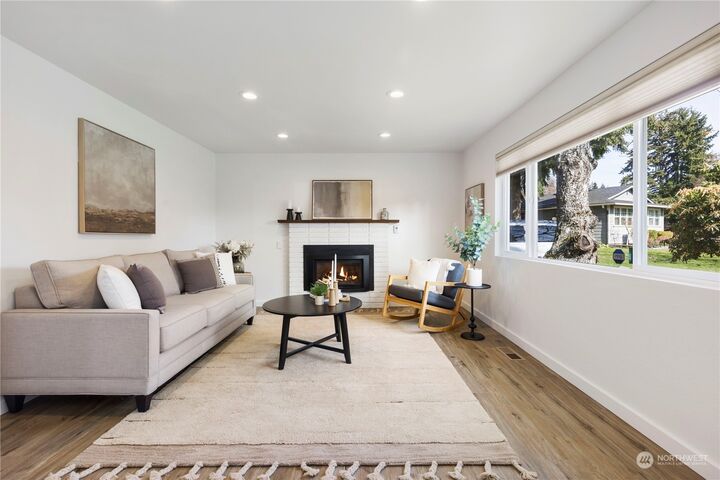 Property Photo:  14215 81st Avenue NE  WA 98034 