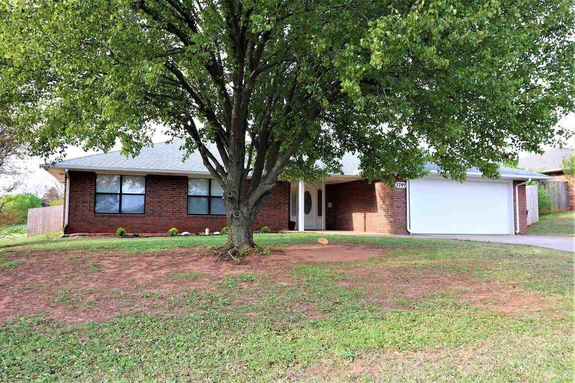 Property Photo: 2709 W 22nd Avenue OK 74074