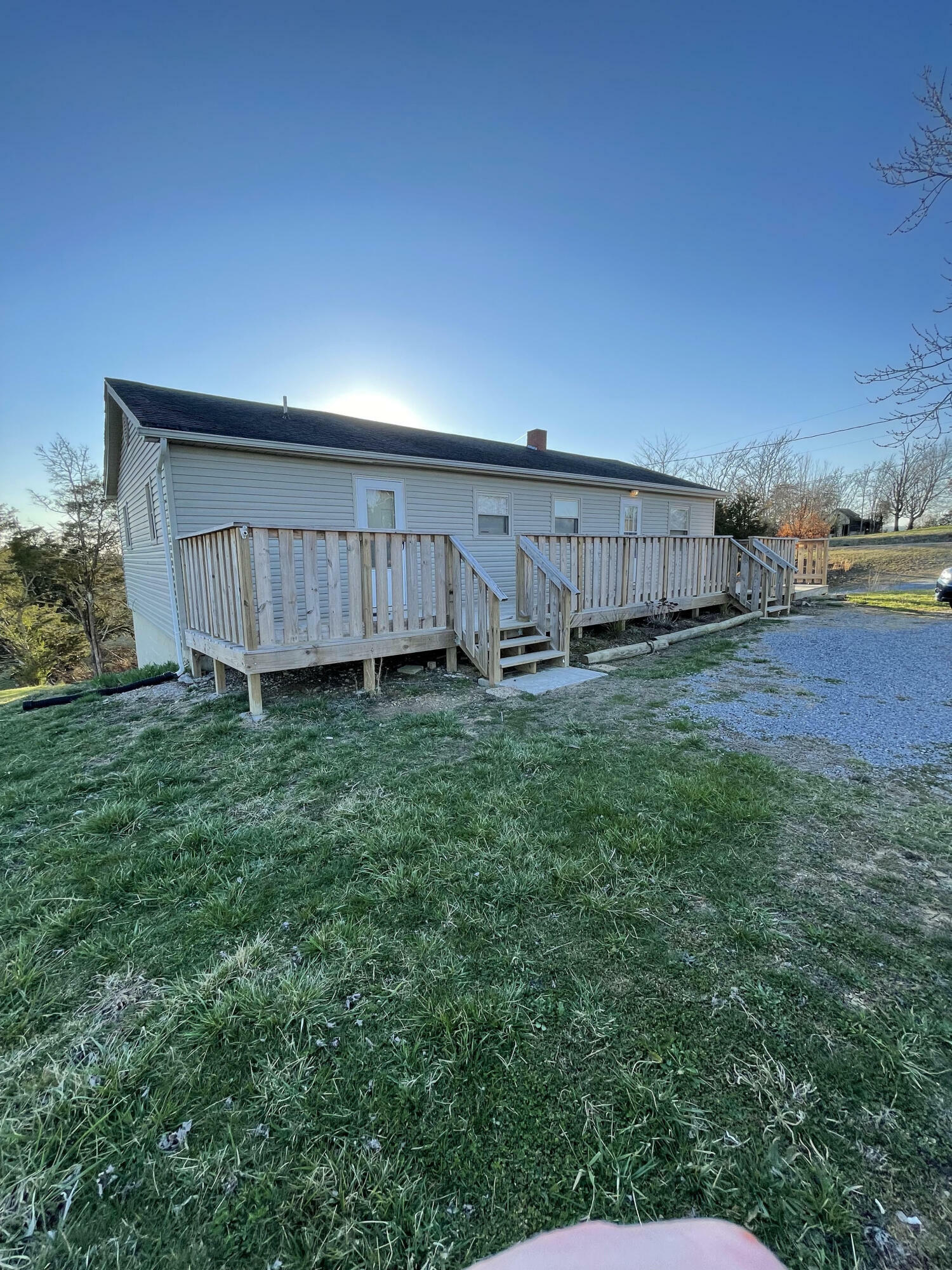 995 Mountain Valley Road  Mohawk TN 37810 photo