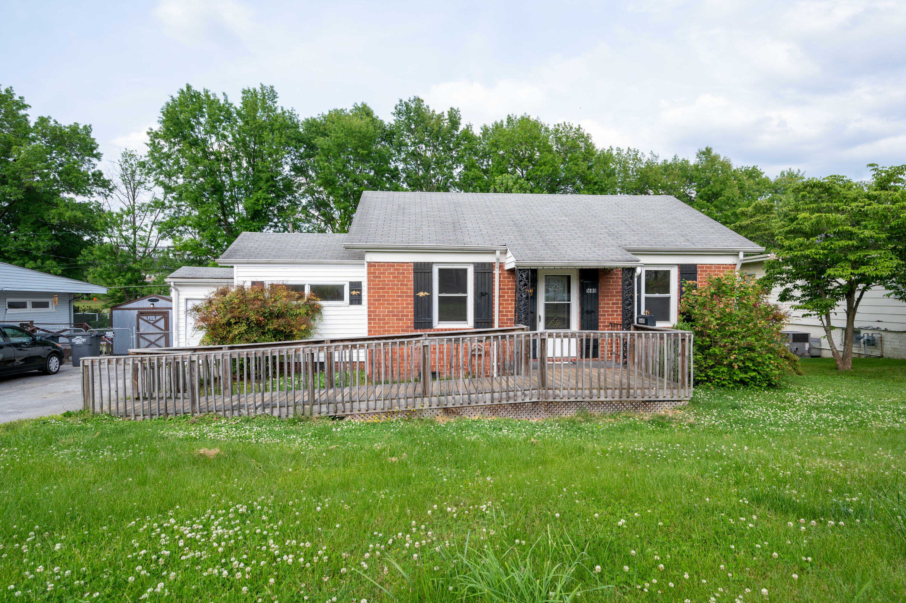 Property Photo:  1640 Fairfield Avenue  TN 37664 