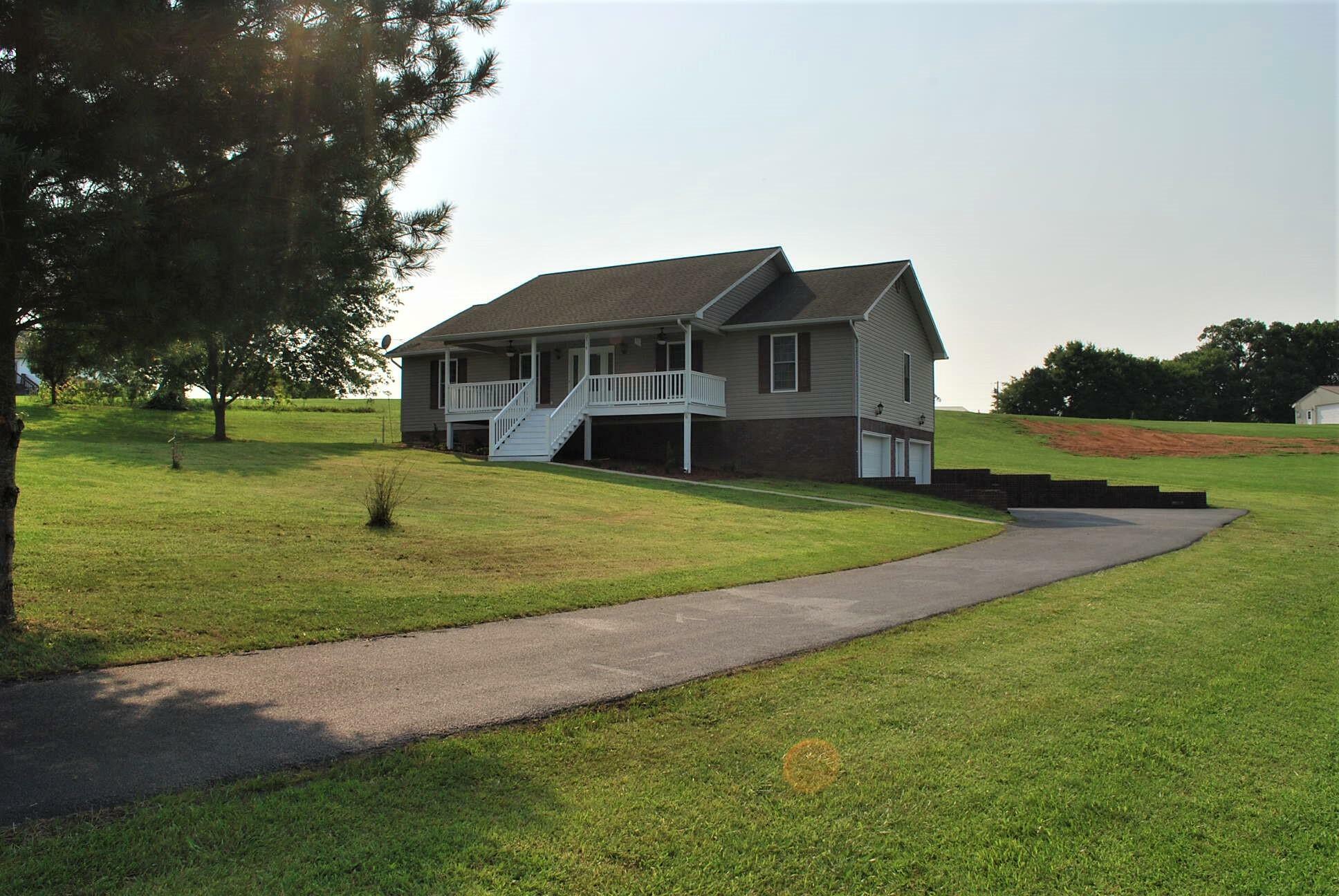 Property Photo:  2558 Old Stagecoach Road  TN 37659 