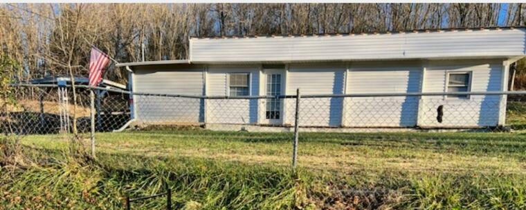 Property Photo:  2417 Old State Route 34  TN 37681 