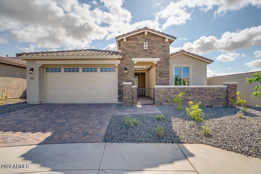 Property Photo: 5139 N 187th Lane AZ 85340