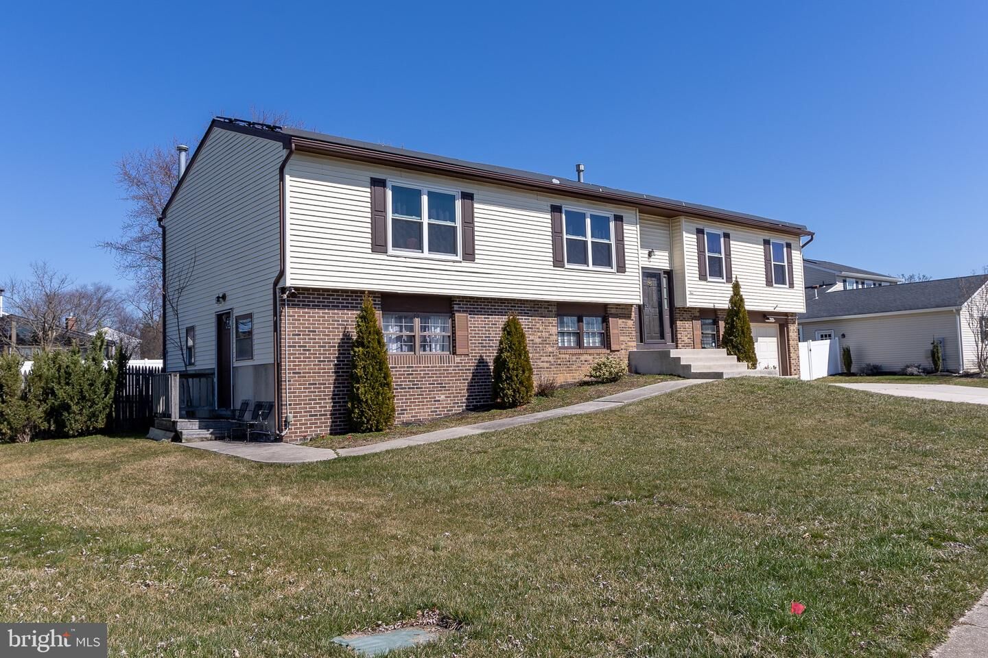 Property Photo:  4 Nashua Drive  NJ 08081 