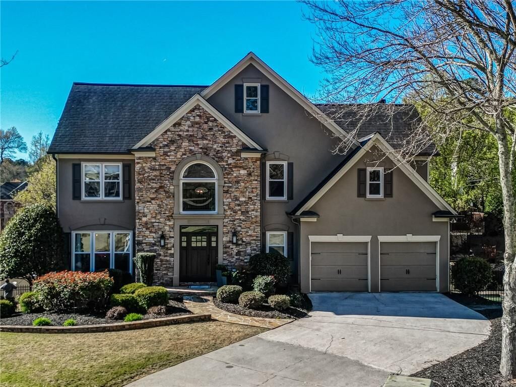 Property Photo:  4499 Woodford Pass NE  GA 30075 