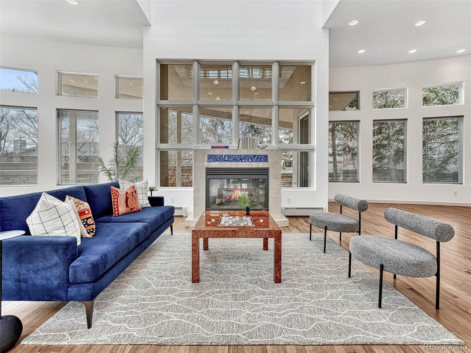 Property Photo:  400 S Steele St 59  CO 80209 