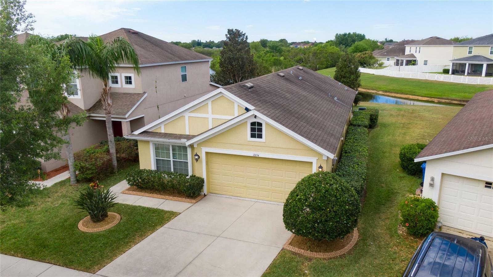 Property Photo:  12654 Belcroft Drive  FL 33579 