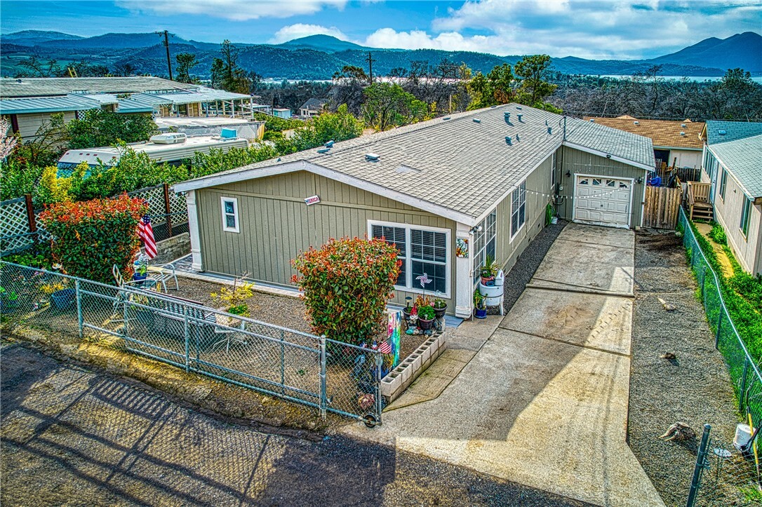 3983 Hemlock Avenue  Clearlake CA 95422 photo