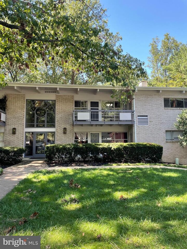 7747 Donnybrook Court 208  Annandale VA 22003 photo