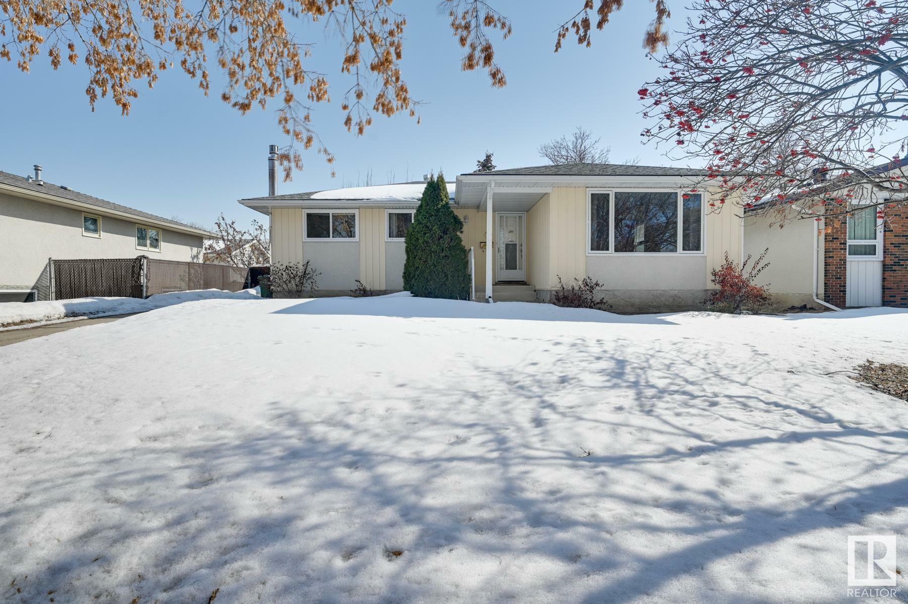 4 Amber Crescent  St. Albert AB T8N2J1 photo