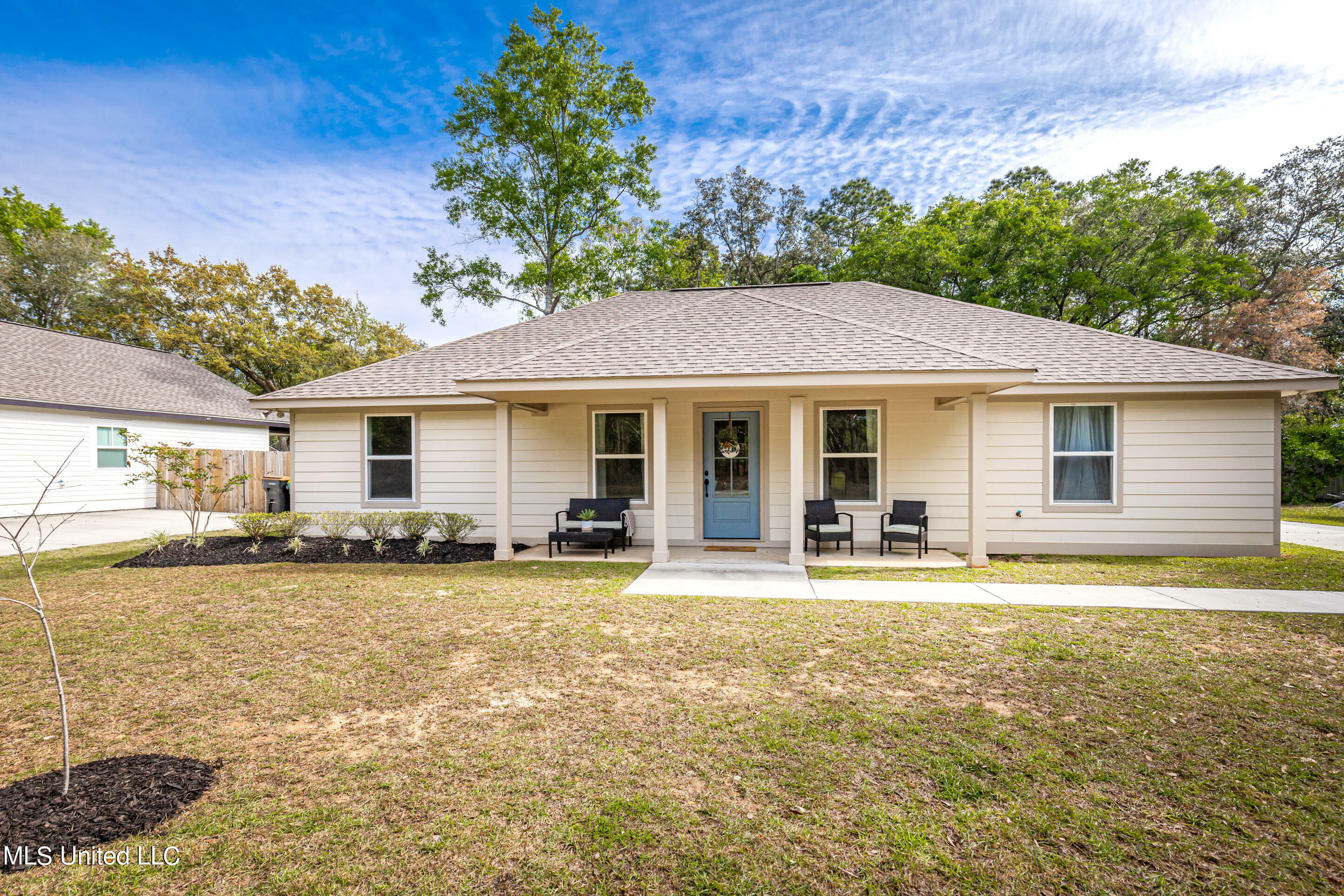 750 Plum Street  Ocean Springs MS 39564 photo