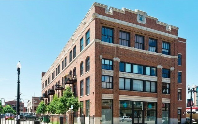 2332 S Michigan Avenue 303  Chicago IL 60616 photo