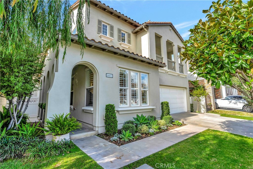 Property Photo: 6602 Beachview Drive CA 92648