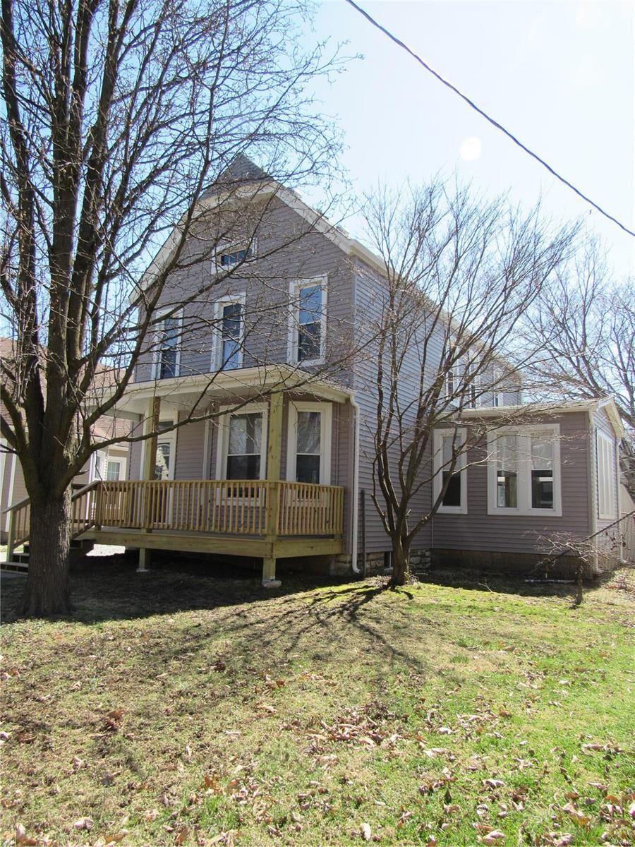 Property Photo: 719 Royal St. Street IL 62002